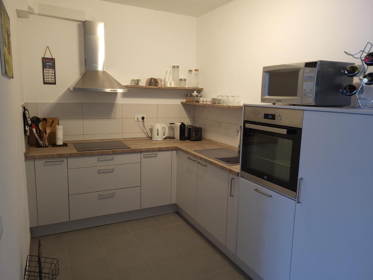 Apartment Kiara Premantura Bagian luar foto